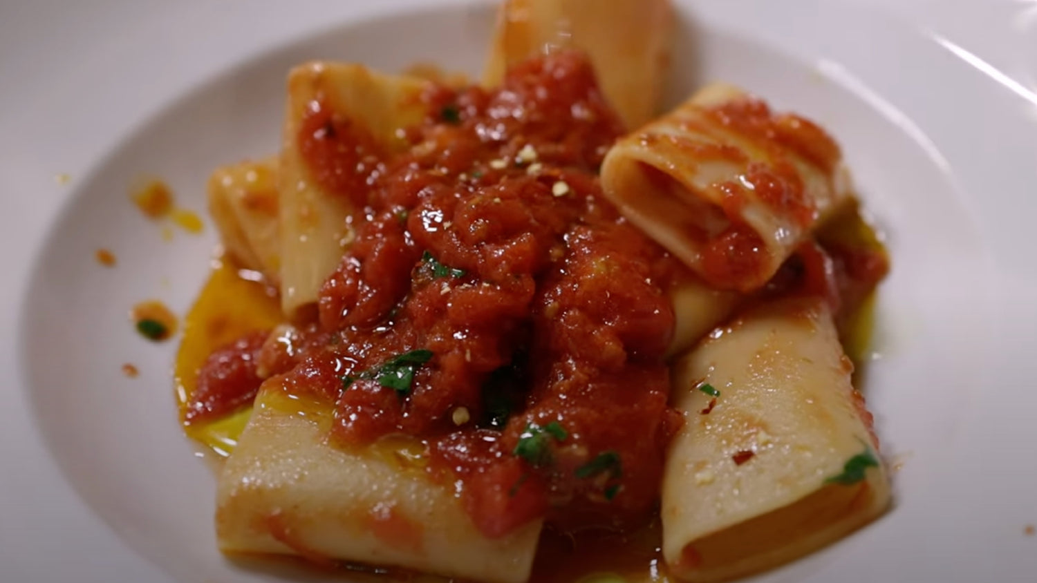 STICKY GARLIC MARINARA